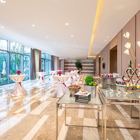 Radisson Exhibition Center Shanghai Extérieur photo
