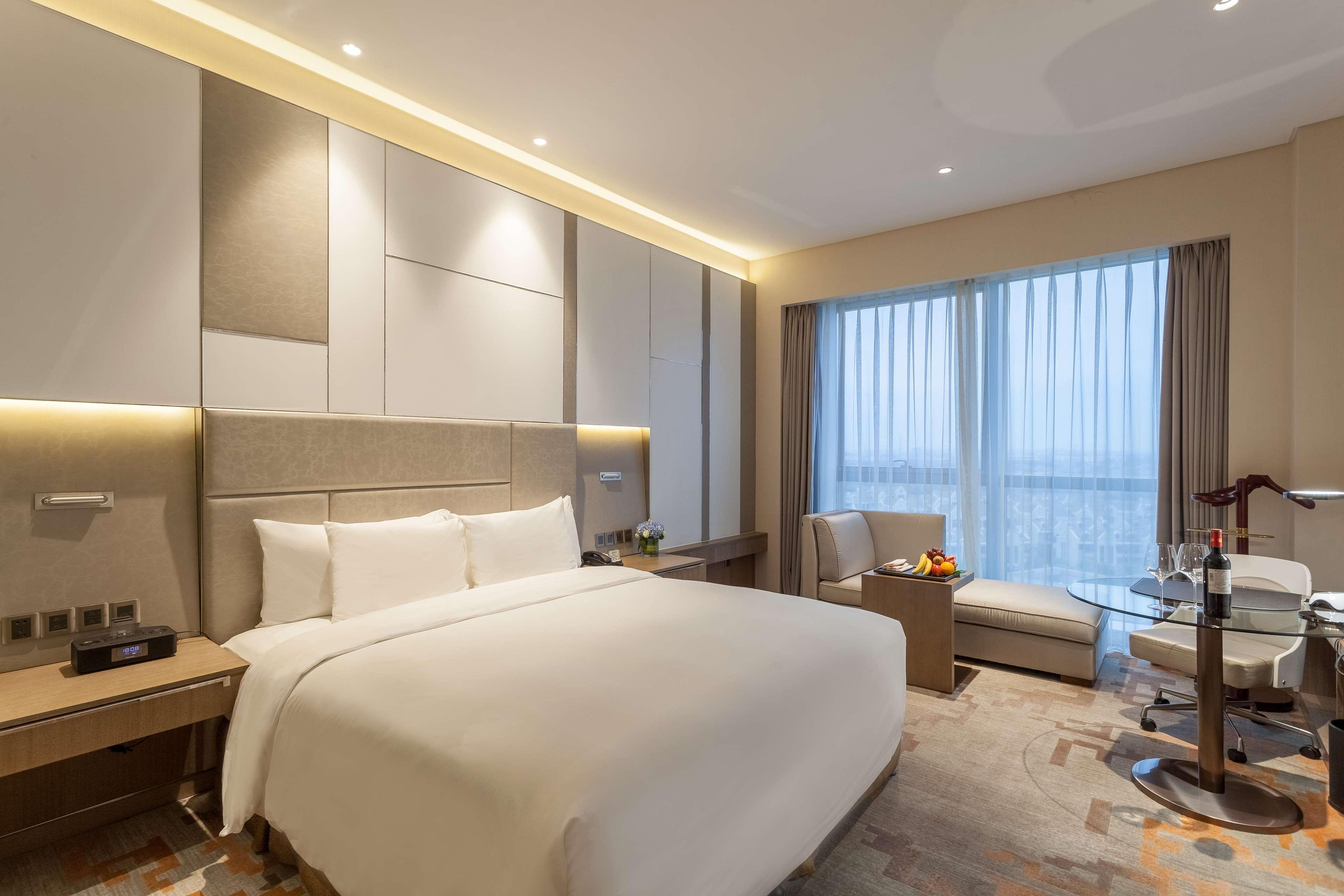 Radisson Exhibition Center Shanghai Extérieur photo