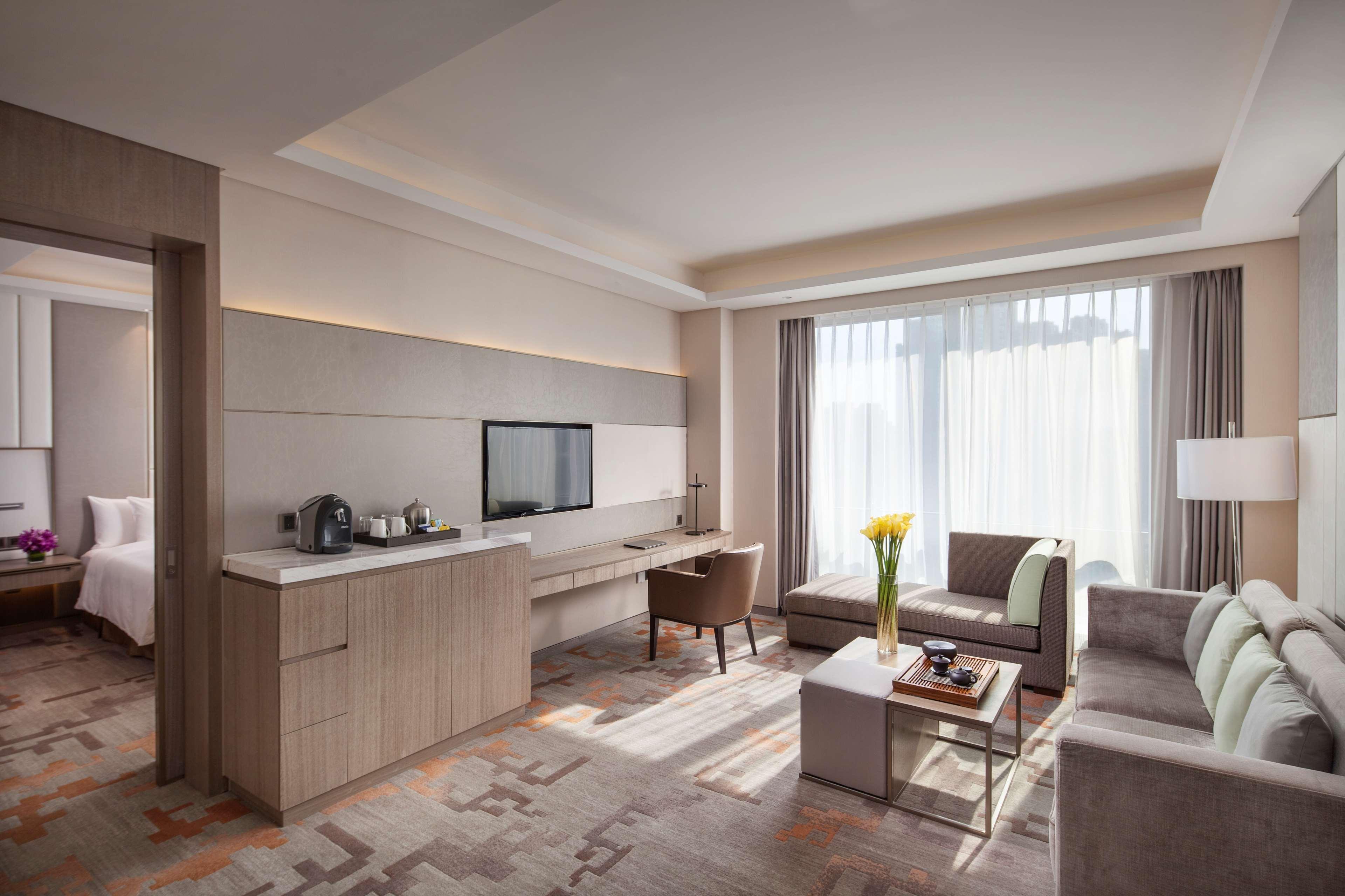 Radisson Exhibition Center Shanghai Extérieur photo