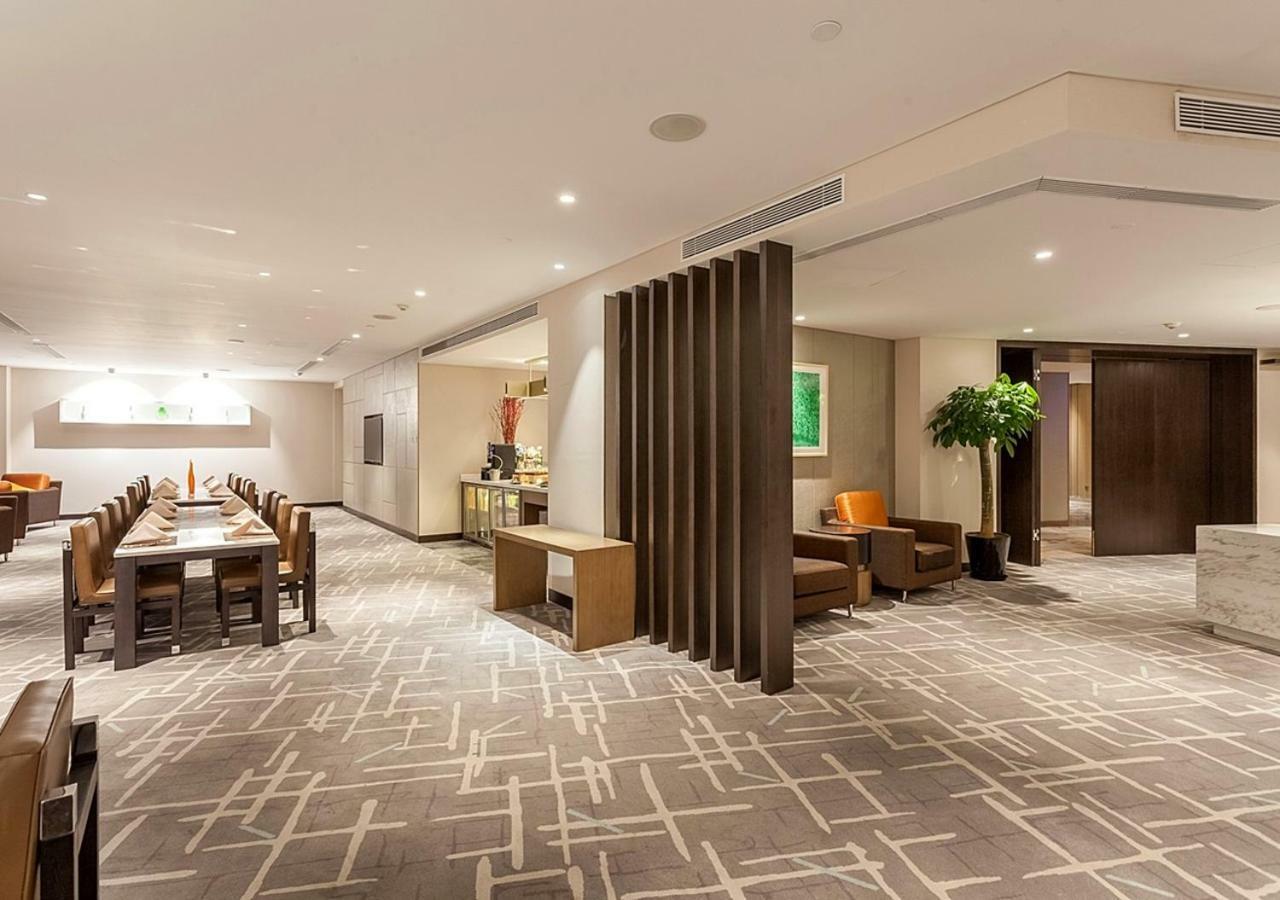 Radisson Exhibition Center Shanghai Extérieur photo
