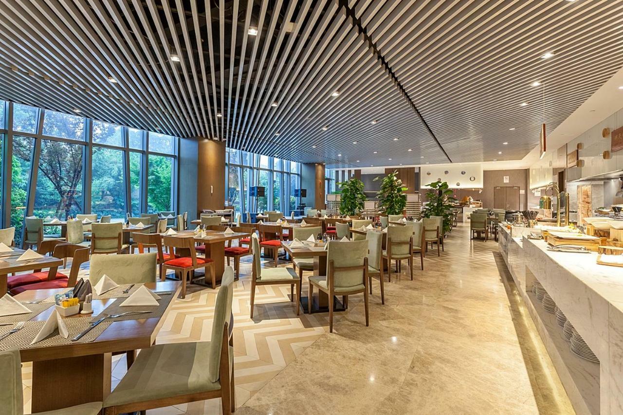 Radisson Exhibition Center Shanghai Extérieur photo